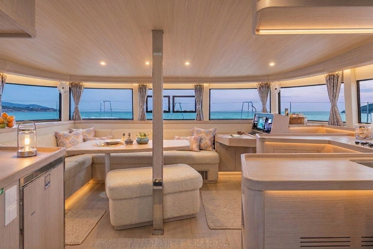 covering-premium-carré-catamaran-bateau-personnalisation-renocov